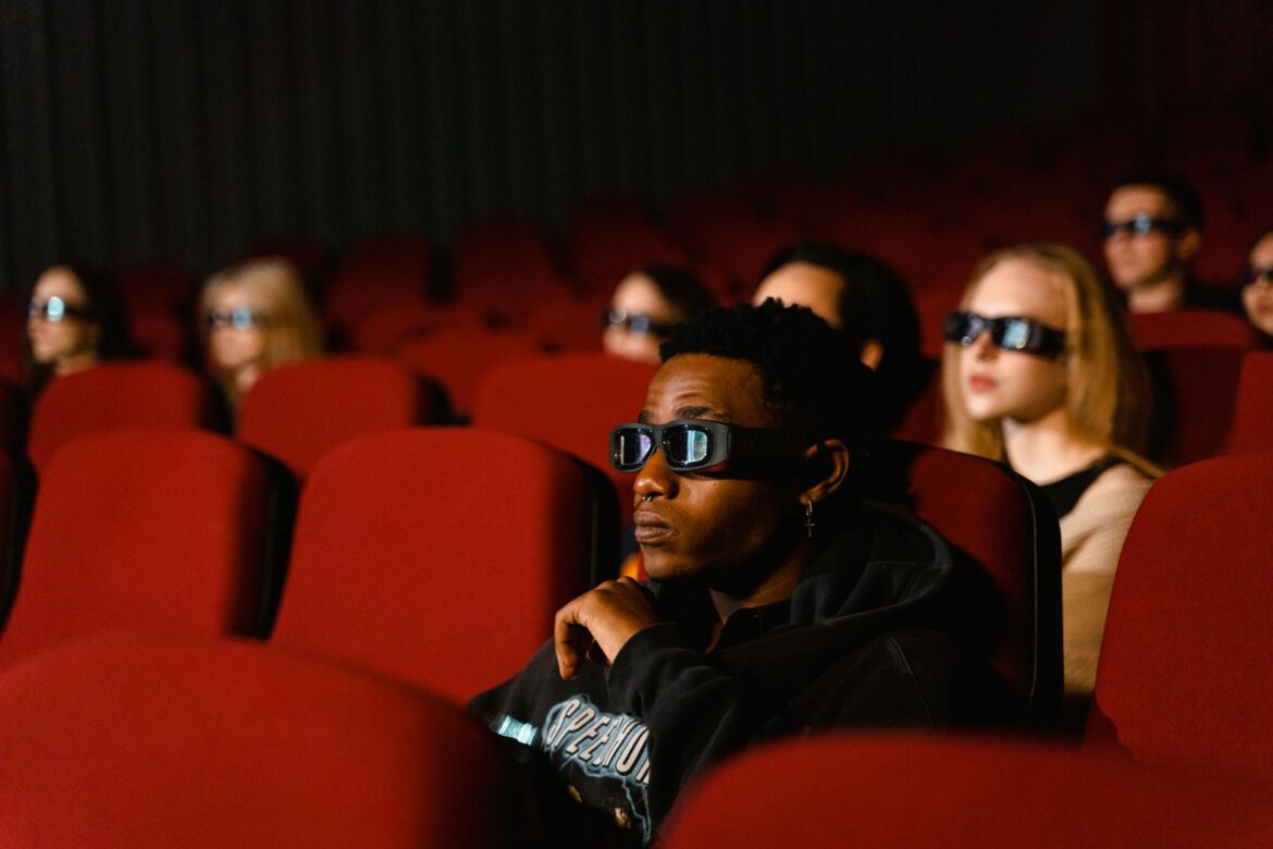 How to Get a Community Cinema Licence UK: Costs and Rules - ilustracja artykulu